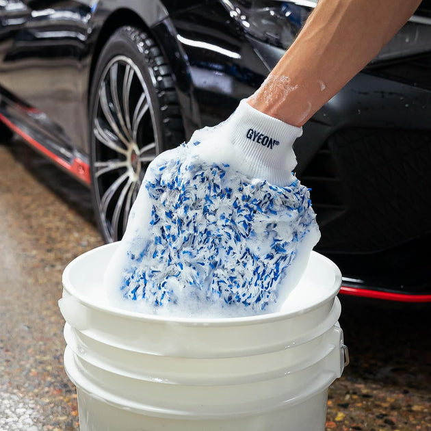 GYEON Quartz Q²M Smoothie Microfiber Car Wash Mitt - Ultra Soft Glide - Korean Microfiber Blend - Lint Free - Extended Durability - Scratch Free - Car Detailing - Car Bucket Wash